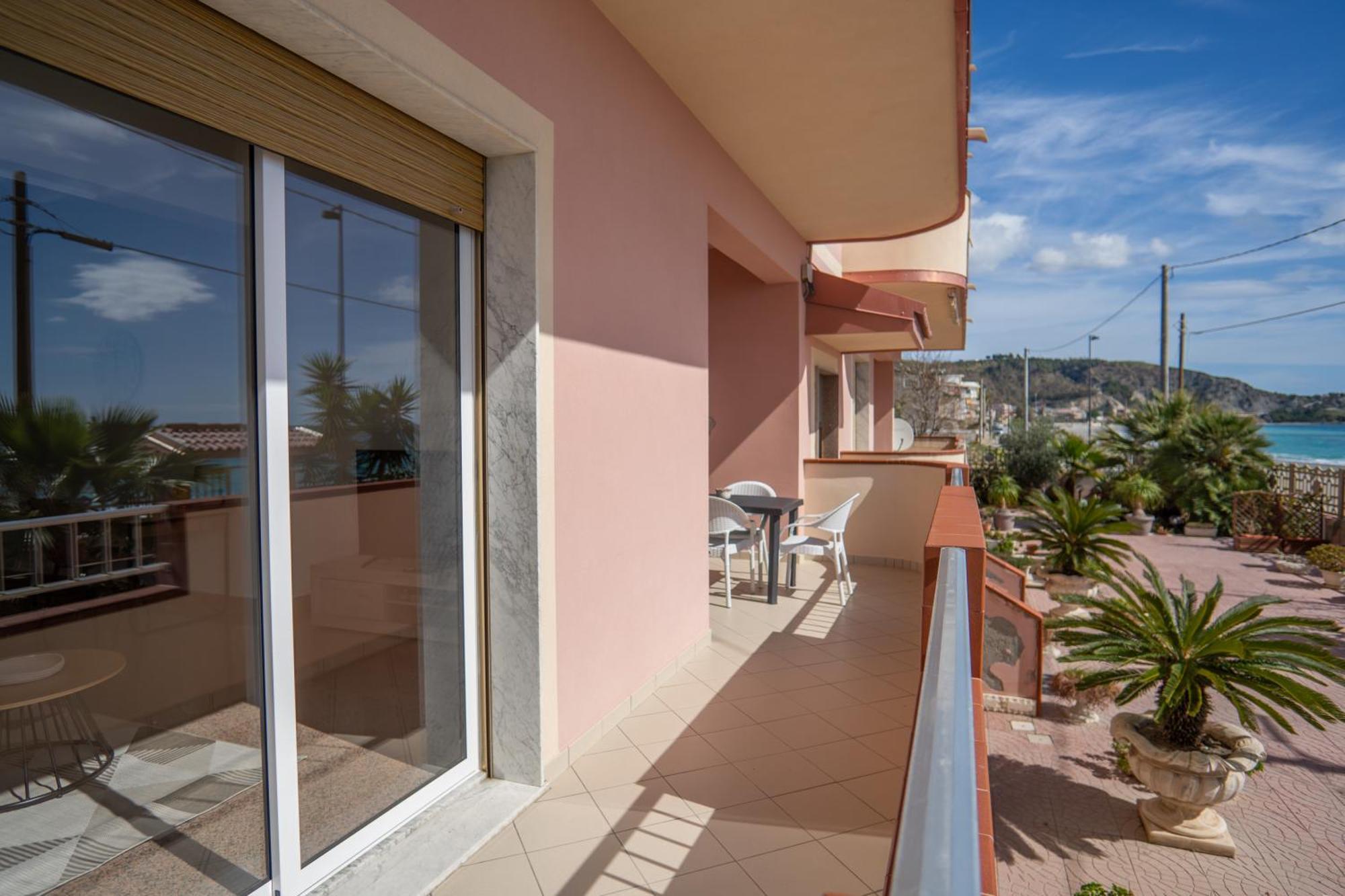 Apartamento Casa Alice Bova Marina Exterior foto